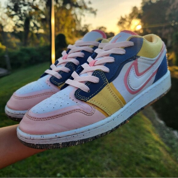 Nike Air Jordan Low SE Big Girls Size 4Y Multicolor Pink Canva Sneakers Shoes - Picture 2 of 16
